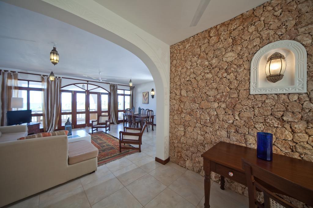 Lantana Galu Beach Diani Beach Room photo